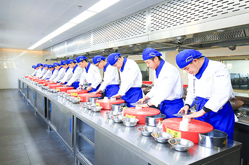 学厨师毕业后一般有多少工资待遇？