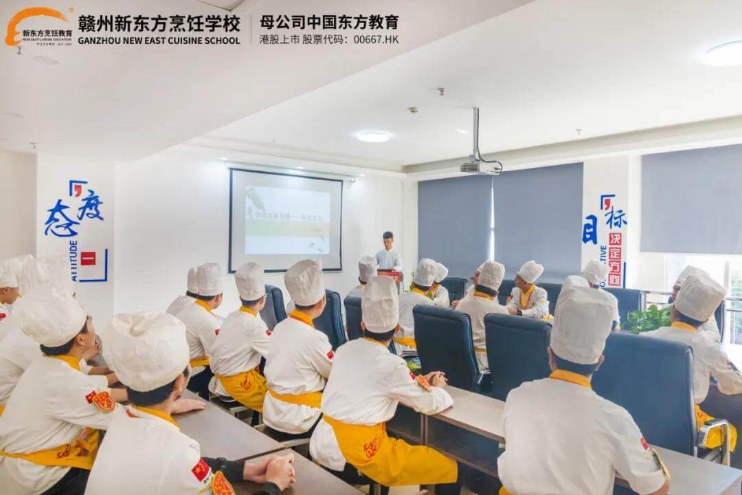 创就业指导中心带来一堂职业生涯规划公开课,新东方学子表示收获满满