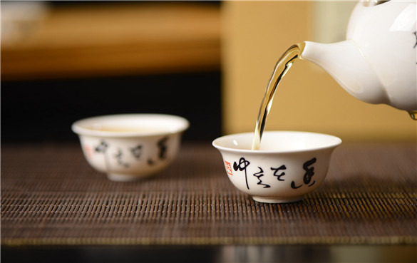 白茶的功效与作用-白茶属于什么茶？