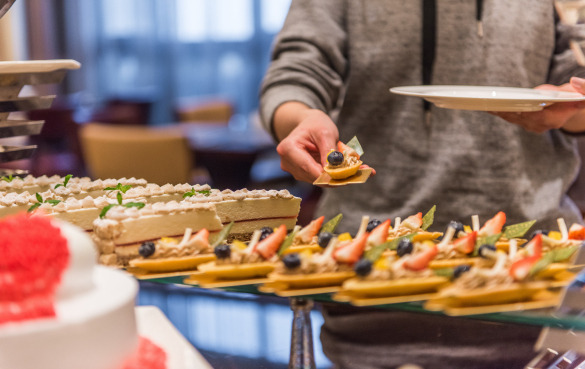 西点是什么？在西方饮食中的地位？对中餐的影