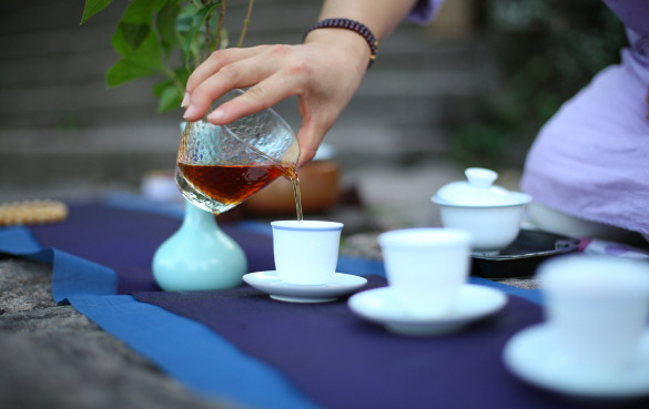 泡茶的方法：泡茶水温多少度合适？
