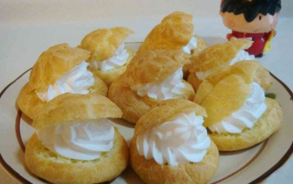 酸奶油 酸奶油怎么吃?有什么功效与副作用?