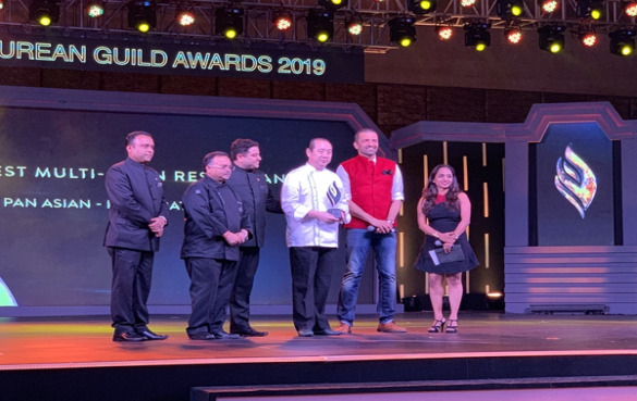 中国厨师梁小清主厨餐厅获得“印度最佳亚洲餐厅奖”