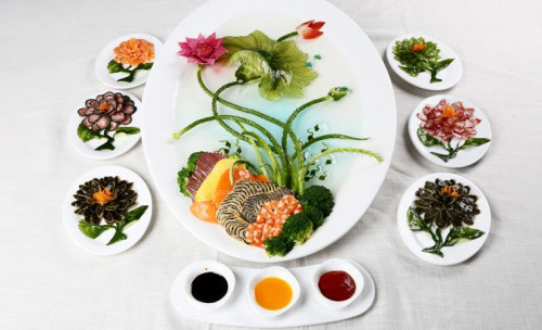 迎中国国际进口博览会：上海举办餐饮行业服务