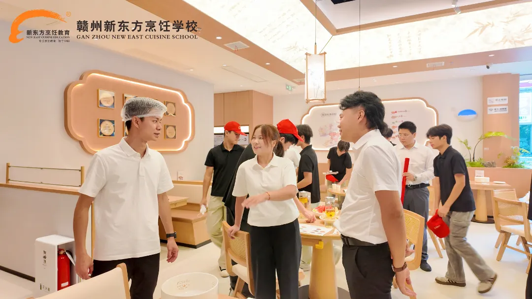 【走进企业 预见未来】直击赣州新东方学子研学阿姆源,把课堂搬进企业餐厅里!