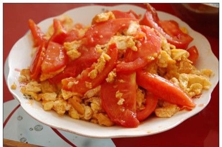 西红柿炒鸡蛋的五点烹饪技巧_美食烹饪技巧